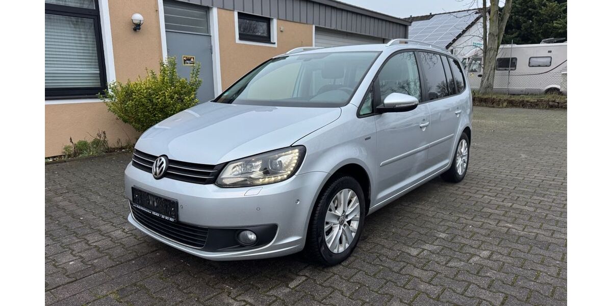 VW Touran 267.000 km 6.900 &euro; Gernsheim 64579
