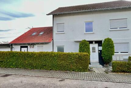 Helle 2-Zimmer-Wohnung (70 m²) mit Balkon & Einbauküche in Brühl 2 zimmer