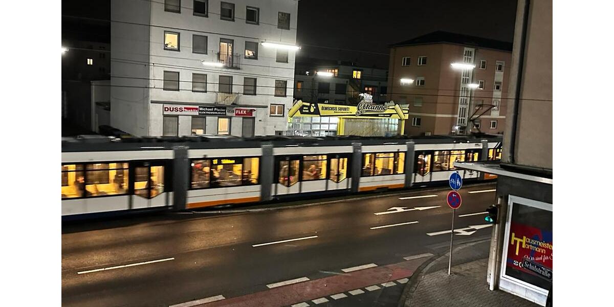 Beste Lage und Moderne WG-Wohnung im Neckarau- Mannheim zimmer