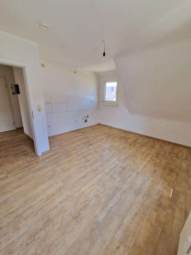 Wohnung zum Mieten in Weisenheim am Sand 569 € 50 m²