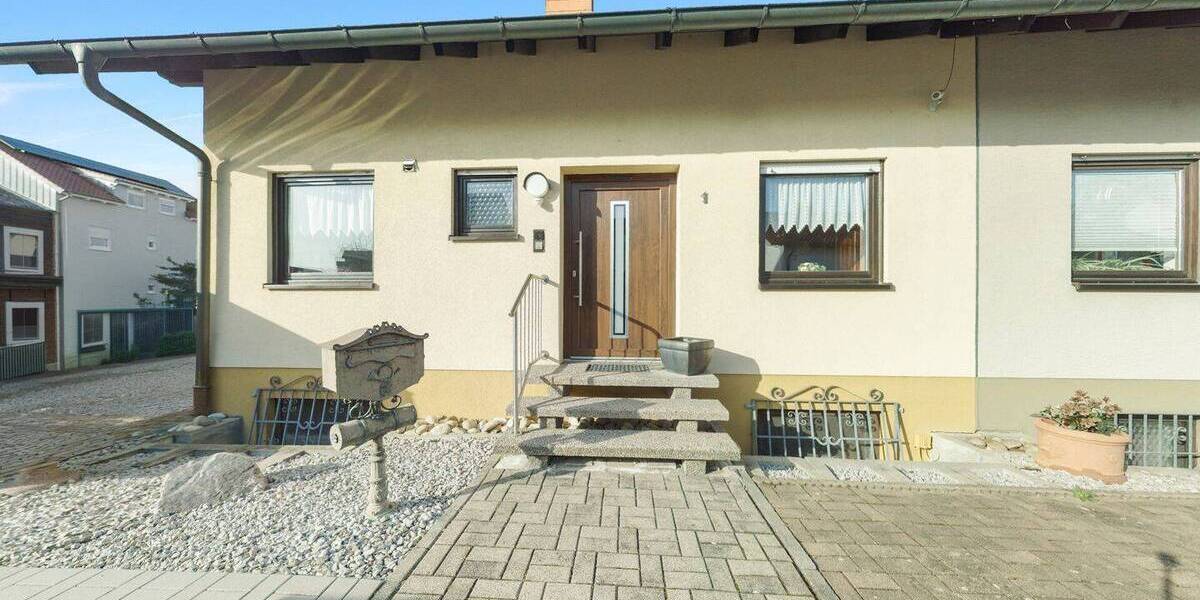 Doppelhaushälfte Philippsburg - 5 Zimmer, 159 m&sup2;, 459.000&euro; | Angebot:26161226