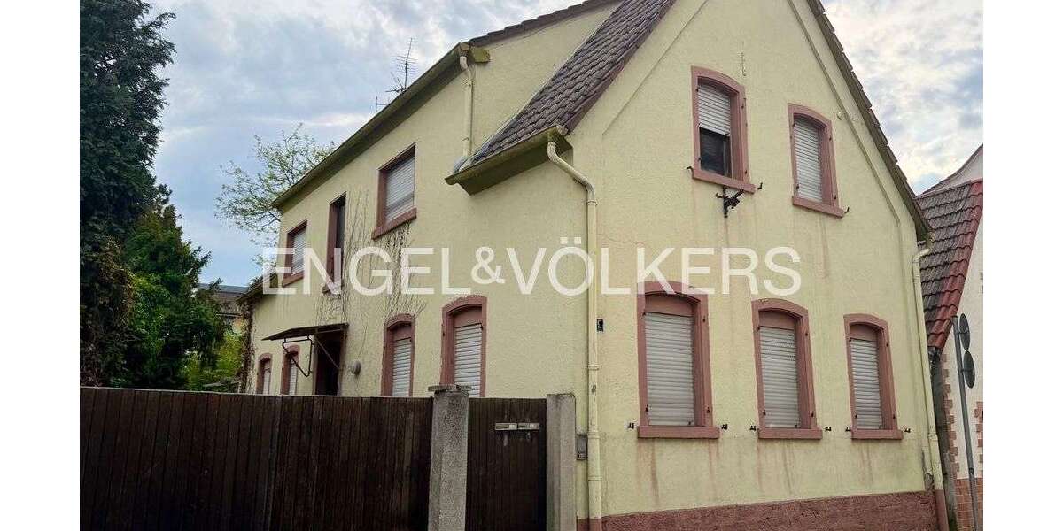Einfamilienhaus Ludwigshafen am Rhein Rheingönheim - 8 Zimmer, 168 m&sup2;, 330.000&euro; | Angebot:24463043
