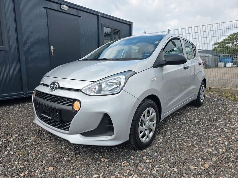 i10