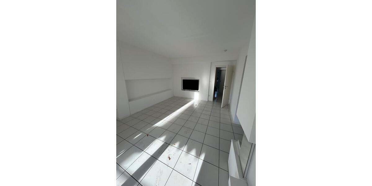 Etagenwohnung Mannheim Neckarstadt-Ost - 4 Zimmer, 94 m&sup2;, 1.440&euro; | Angebot:24775289