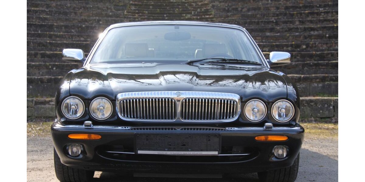 Jaguar Daimler 113.000 km 49.999 &euro; Heppenheim (Bergstraße) 64646