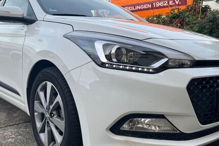 Hyundai i20 57.777 km 9.999 &euro; Reilingen 68799