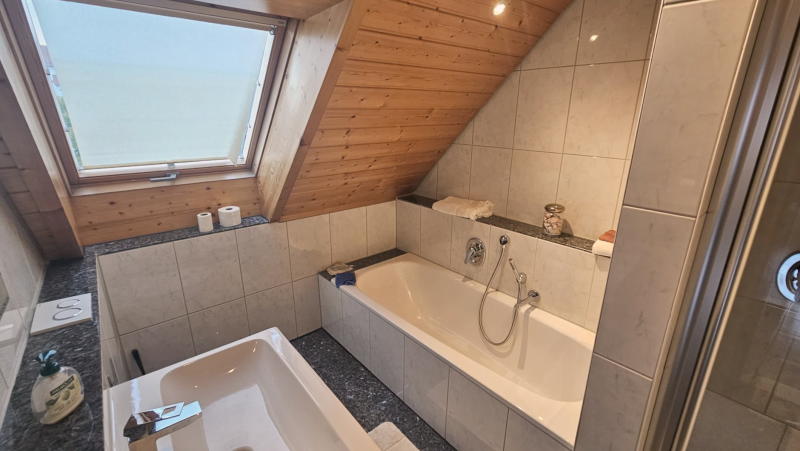 ObjNr:19757 - Sehr gepflegte 3,5 Zi ET-Maisonettewohnung mit Balkon und PkW-Stellplatz in LU-Maudach - Dachgeschoßwohnung Ludwigshafen am Rhein Rheingönheim | Angebot:22925644