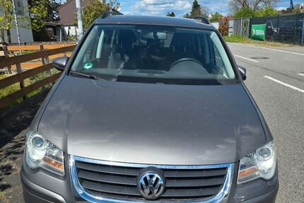 VW Touran 165.788 km 1.999 &euro; Mannheim 68169