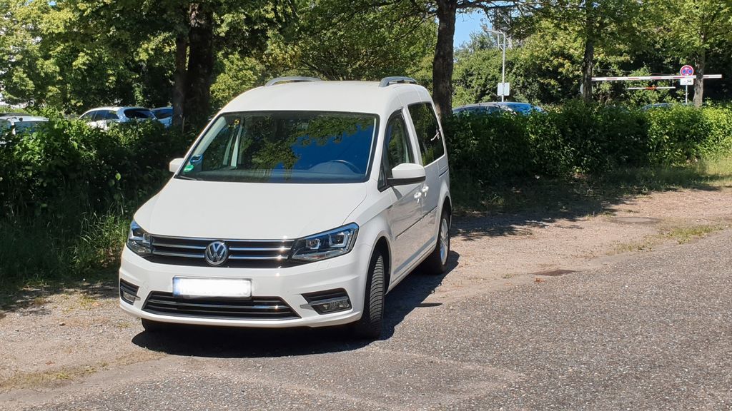 VW Caddy 89.800 km 18.490 &euro; Leimen 69181