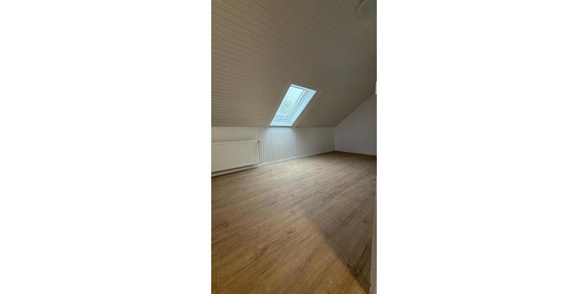 1 Zimmerwohnung in Dachgeschoss 1 zimmer