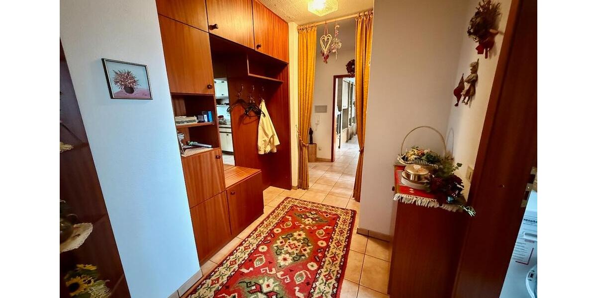 Etagenwohnung Weinheim - 2 Zimmer, 65 m&sup2;, 255.000&euro; | Angebot:27185784