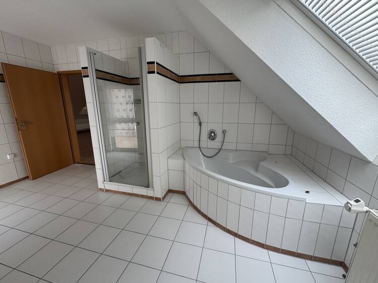 Mehrfamilienhaus, Wohnhaus Mannheim / Neckarau Neckarau - 9 Zimmer, 200 m&sup2;, 510.000&euro; | Angebot:26139134