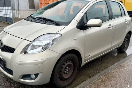 Toyota Yaris 74.000 km 5.999 &euro; Leimen 69181