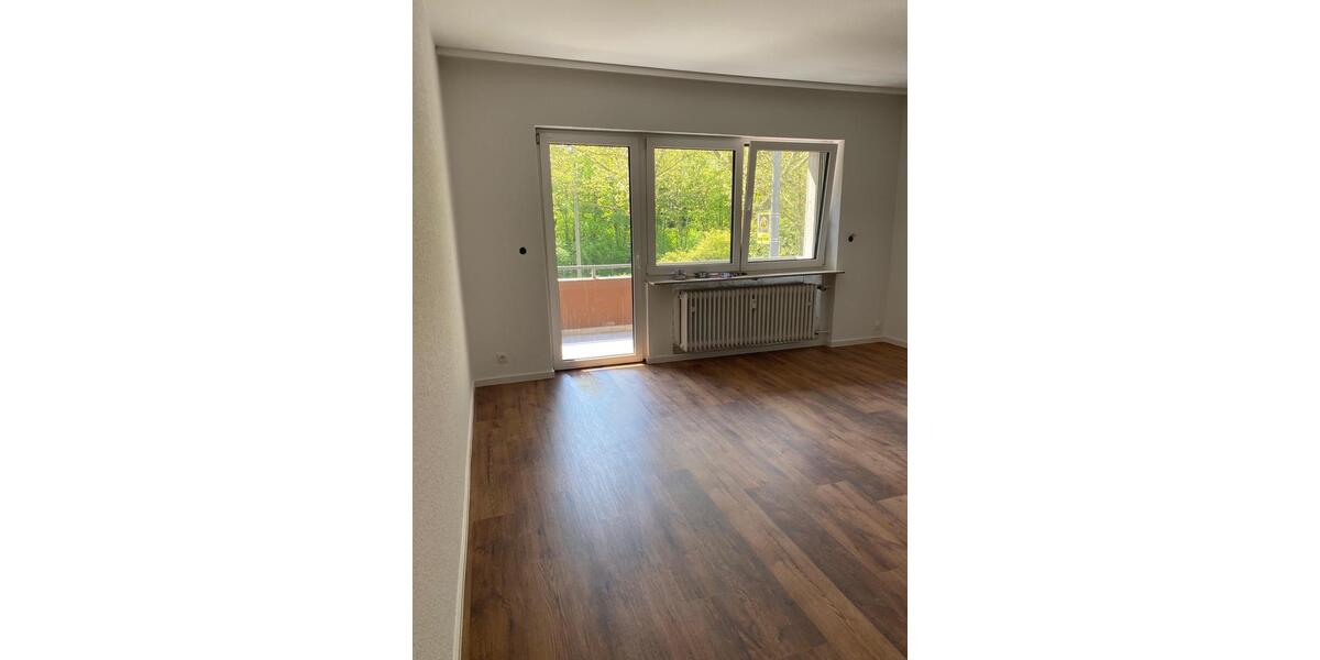 Etagenwohnung Ludwigshafen am Rhein Parkinsel - 3 Zimmer, 100 m&sup2;, 1.550&euro; | Angebot:26164843