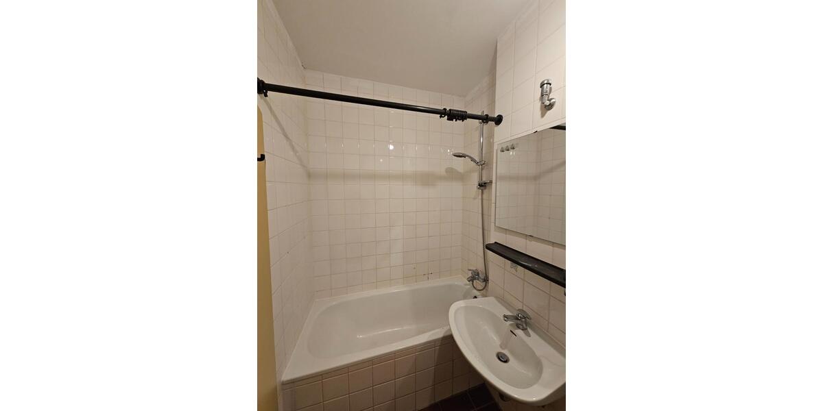 Dachgeschoßwohnung Heidelberg Neuenheim - 2 Zimmer, 35 m&sup2;, 88.000&euro; | Angebot:24788388