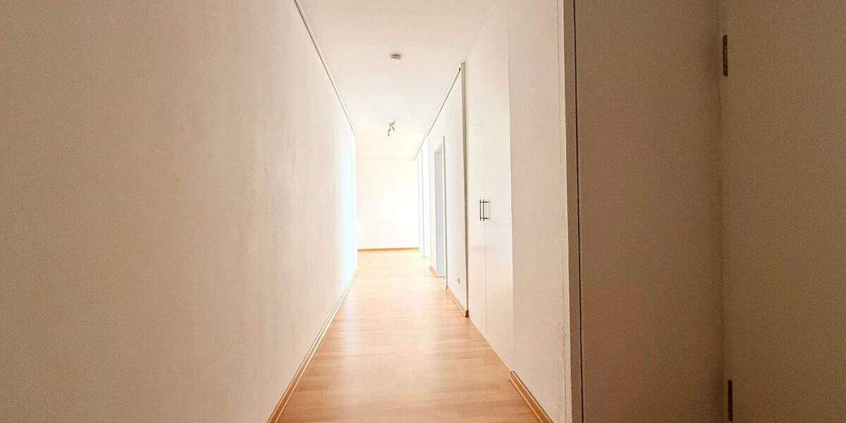 Terrassenwohnung Mannheim Neckarau - 5 Zimmer, 188 m&sup2;, 2.250&euro; | Angebot:25697781