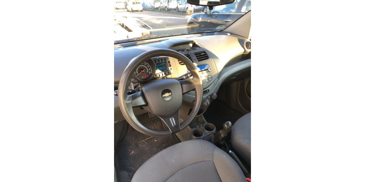 Chevrolet Spark 108.000 km 2.600 &euro; Reilingen 68799