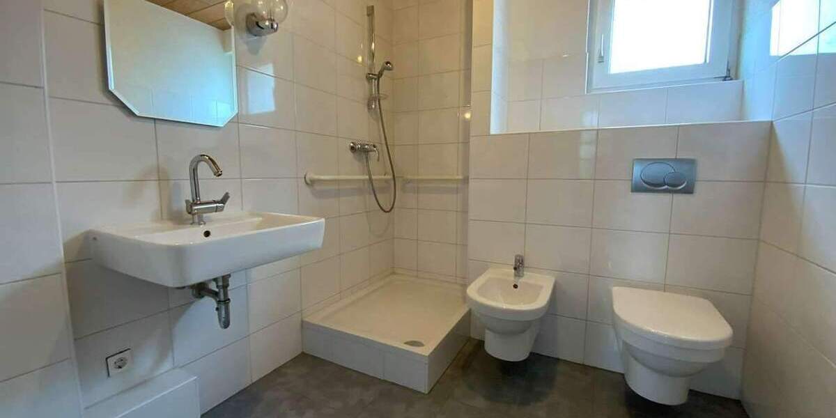 Mehrfamilienhaus, Wohnhaus St. Leon-Rot Rot - 7 Zimmer, 150 m&sup2;, 439.000&euro; | Angebot:25685855