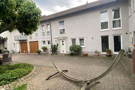 Wohnung zum Mieten in Ludwigshafen am Rhein 1.500 € 150 m² 3 zimmer