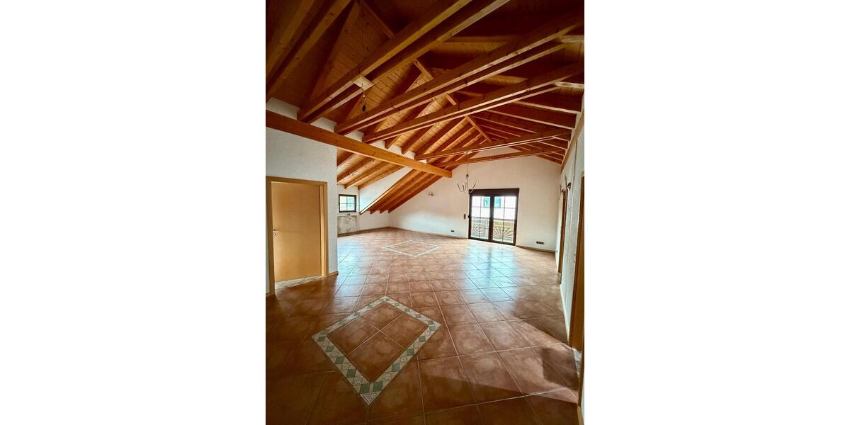 Dachgeschoßwohnung Wald-Michelbach Michelbach - 4 Zimmer, 115 m&sup2;, 900&euro; | Angebot:24741843