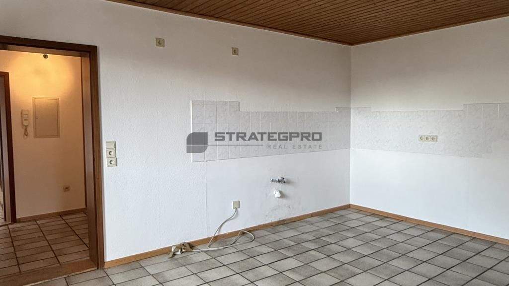 Etagenwohnung Ludwigshafen Rheingönheim - 2 Zimmer, 74 m&sup2;, 720&euro; | Angebot:25267545