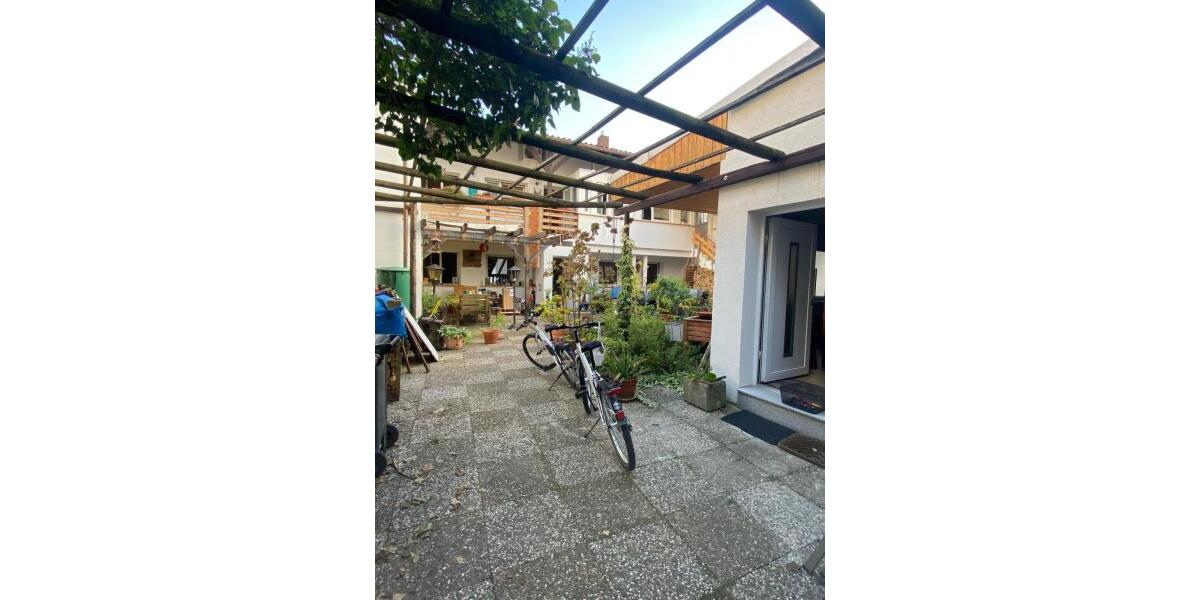 ObjNr:19393 - Sehr gepflegtes EFH mit sep. Appartment zentral in Frankenthal zum sehr guten Verkaufspreis 4 zimmer