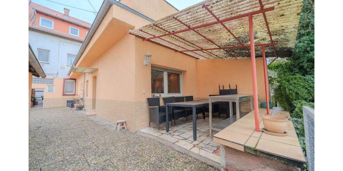 Einfamilienhaus Edingen-Neckarhausen Edingen - 7 Zimmer, 283 m&sup2;, 645.000&euro; | Angebot:25669391