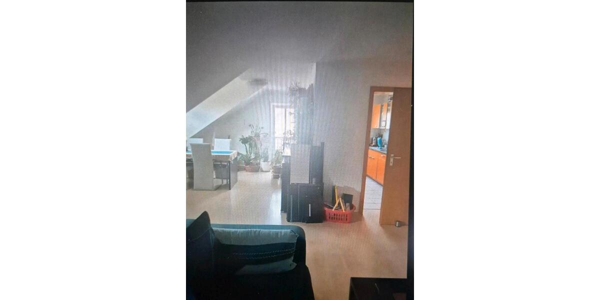 Dachgeschoßwohnung Leimen - 3 Zimmer, 86 m&sup2;, 700&euro; | Angebot:25960841