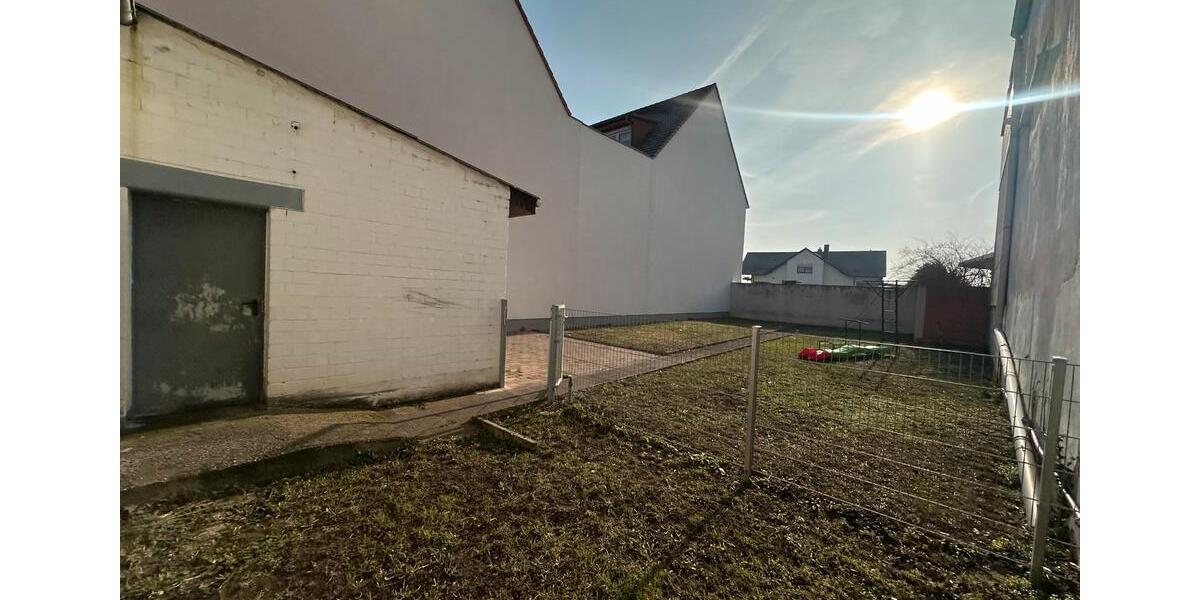 Einfamilienhaus Ludwigshafen am Rhein Ludwigshafen-Oggersheim - 8 Zimmer, 165 m&sup2;, 493.500&euro; | Angebot:24780633