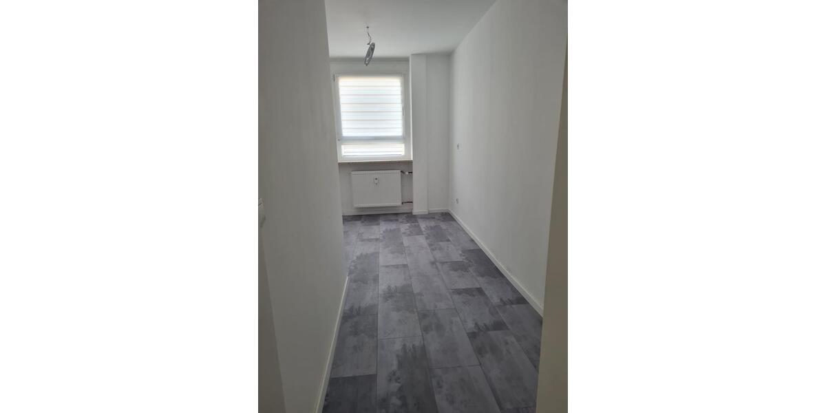 Etagenwohnung Ludwigshafen am Rhein Ludwigshafen-Oggersheim - 3 Zimmer, 82 m&sup2;, 900&euro; | Angebot:25099989
