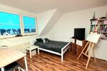 Helle 1-Zimmer DG-Wohnung mit schönen Ausblick und Parkplatz 1 zimmer