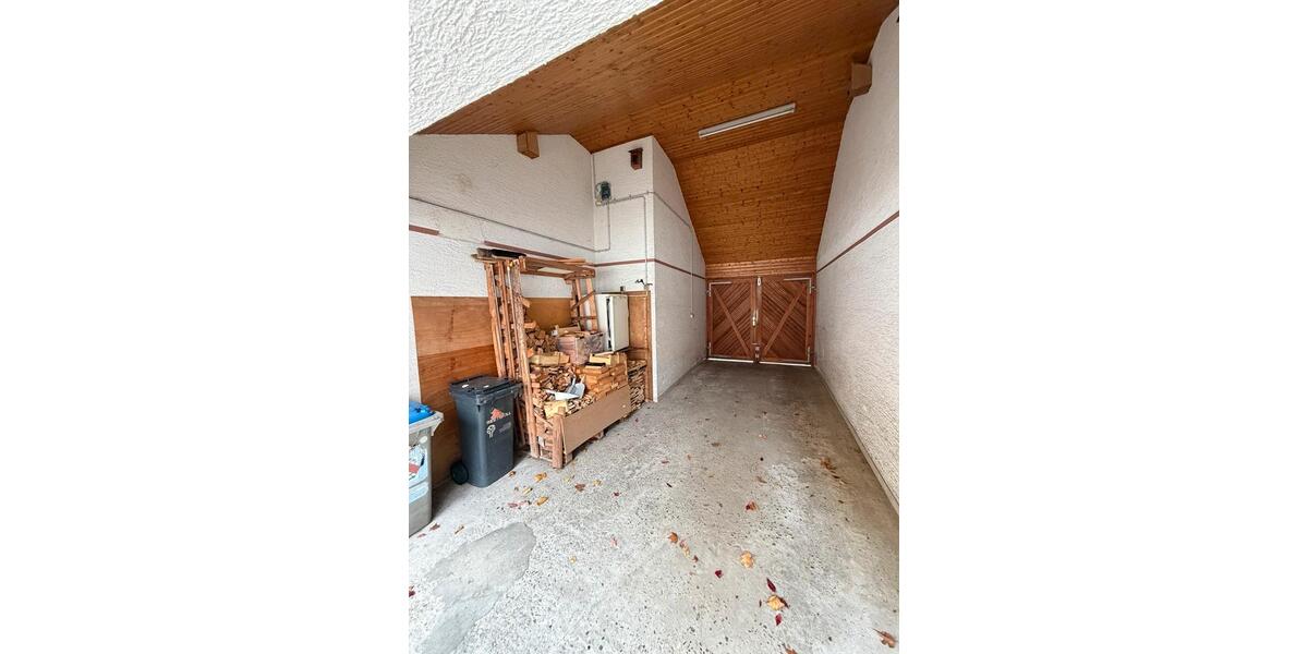 Gepflegtes Einfamilienhaus mit 3 Garagen in Mannheim-Käfertal 4 zimmer