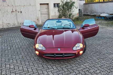 Jaguar XK8 108.000 km 12.000 &euro; Weingarten 67366