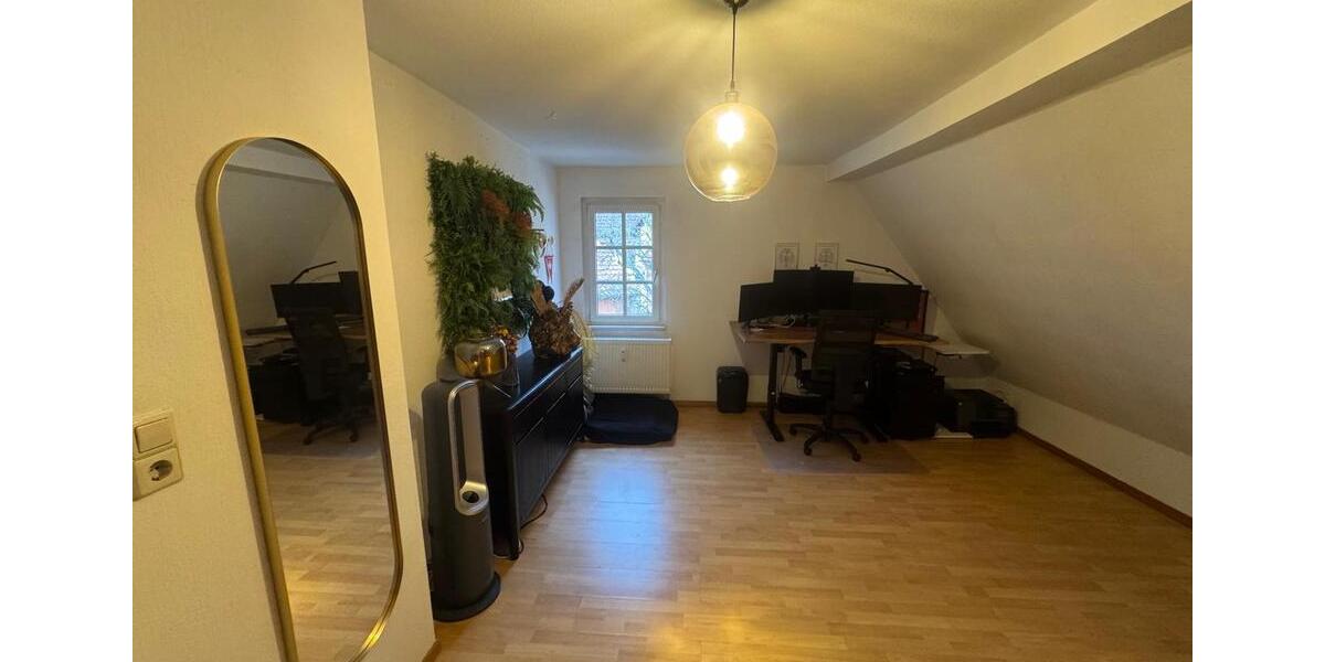Maisonettenwohnung Grünstadt - 4.5 Zimmer, 160 m&sup2;, 1.560&euro; | Angebot:25070288