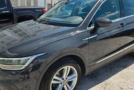 VW Tiguan 81.000 km 28.990 &euro; Mannheim 68159