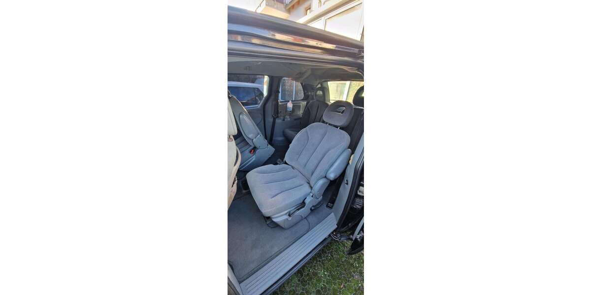 Chrysler Voyager 191.000 km 3.600 &euro; Schifferstadt 67105