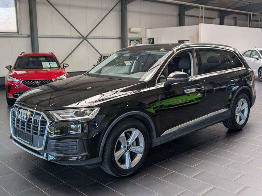 Q7