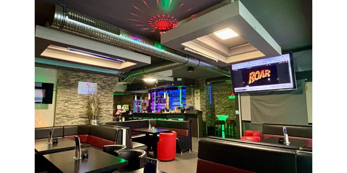 Sehr gut laufende Karaoke-Bar mit Inventarablöse, Hohe Einnahmen! zimmer