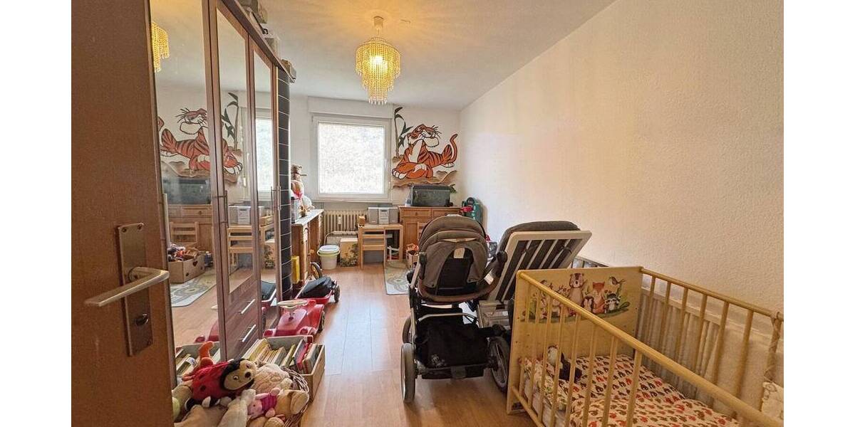 Etagenwohnung Heidelberg Emmertsgrund - 3 Zimmer, 90 m&sup2;, 260.000&euro; | Angebot:25663544