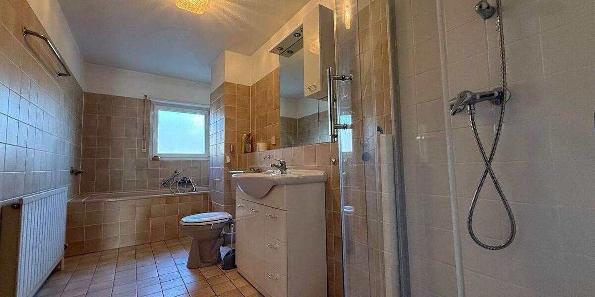 Reihenmittelhaus Mannheim Rheinau - 4 Zimmer, 122 m&sup2;, 365.000&euro; | Angebot:25668088