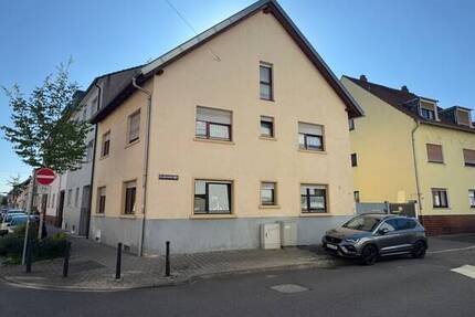 Haus Mannheim / Neckarau Neckarau - 9 Zimmer, 200 m&sup2;, 510.000&euro; | Angebot:26139134