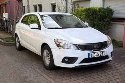 Kia ceed Sportswagon 119.000 km 3.950 &euro; Heidelberg 69115