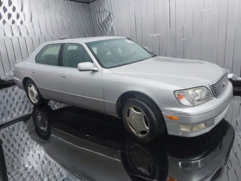 LS 400