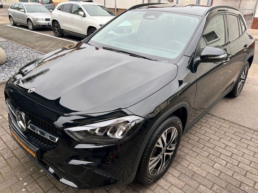 Mercedes-Benz GLA 180 3.398 km 33.990 € Mannheim 68307