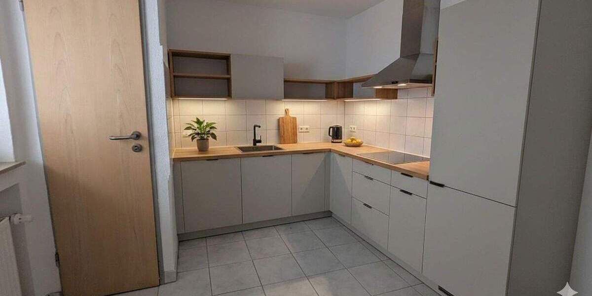 Helle 2-Zimmer Wohnung mit Balkon im 1. OG - Perfekt für Pendler und Studierende 2 zimmer