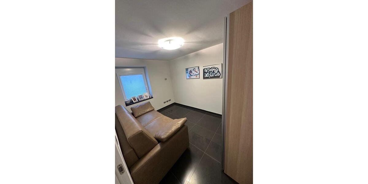 Einfamilienhaus modern, top ausgestattet & komplett Möbliert 4 zimmer