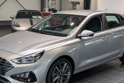 Hyundai i30 93.000 km 14.900 &euro; Weinheim 69469