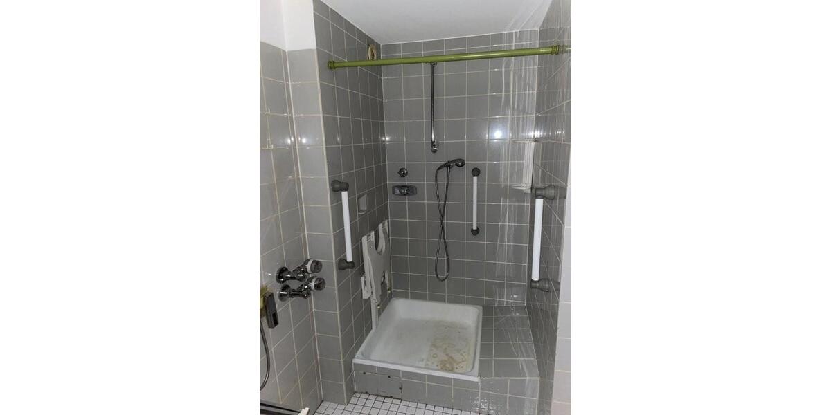 Etagenwohnung Viernheim - 2 Zimmer, 81 m&sup2;, 210.000&euro; | Angebot:26476935