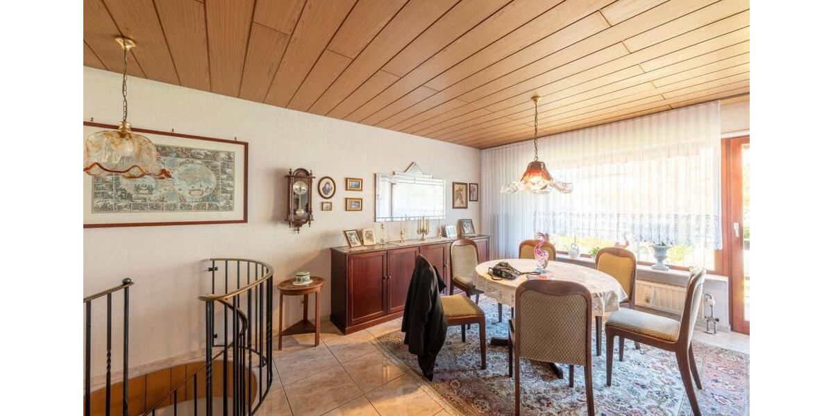 Mehrfamilienhaus, Wohnhaus Mannheim Rheinau - 8 Zimmer, 263 m&sup2;, 599.000&euro; | Angebot:26057572