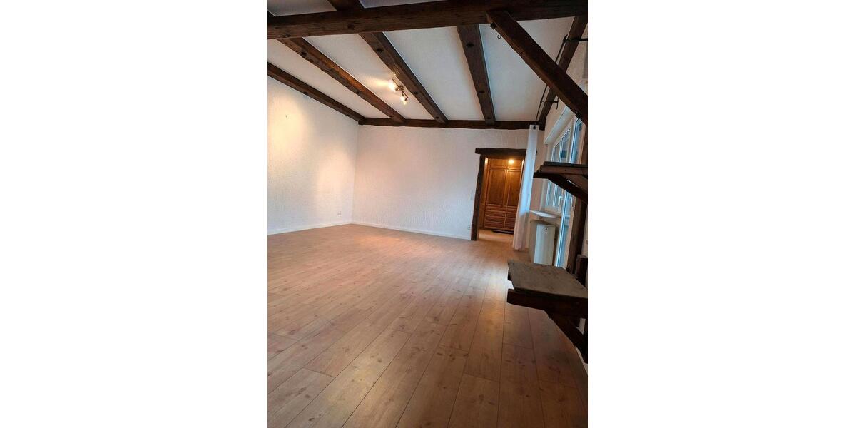 Etagenwohnung Worms - 2 Zimmer, 105 m&sup2;, 900&euro; | Angebot:26256566